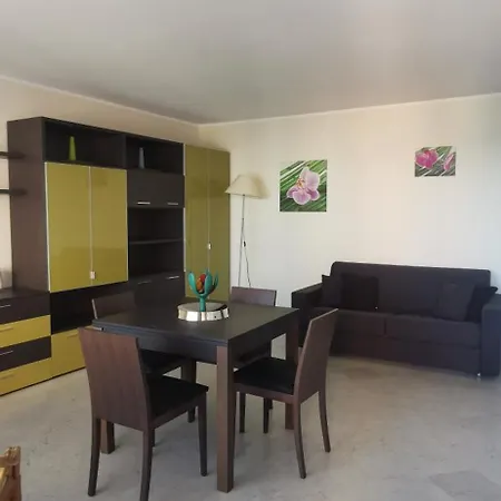 Victoria Bilocale Centro Citta E Vista Mare