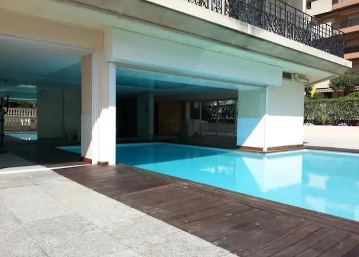 Victoria Bilocale Centro Citta E Vista Mare 芒通