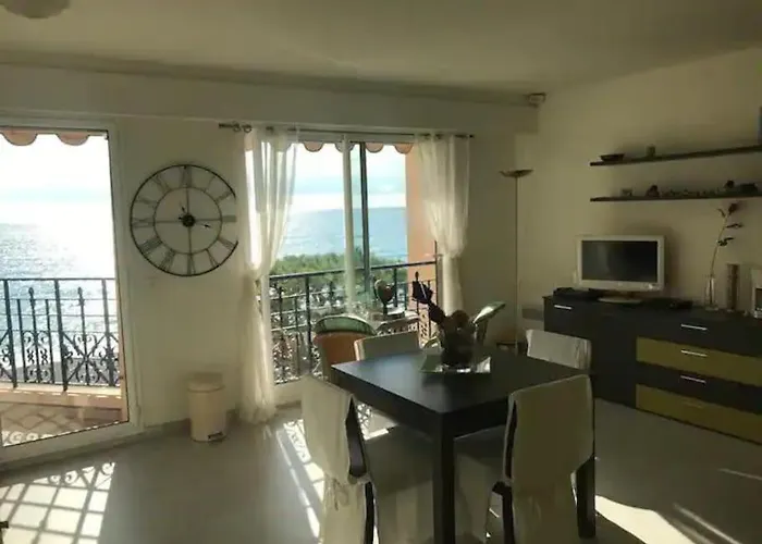 Victoria Bilocale Centro Citta E Vista Mare Lejlighed Menton