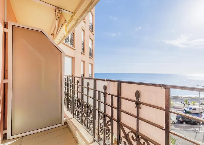 Victoria Bilocale Centro Citta E Vista Mare 芒通